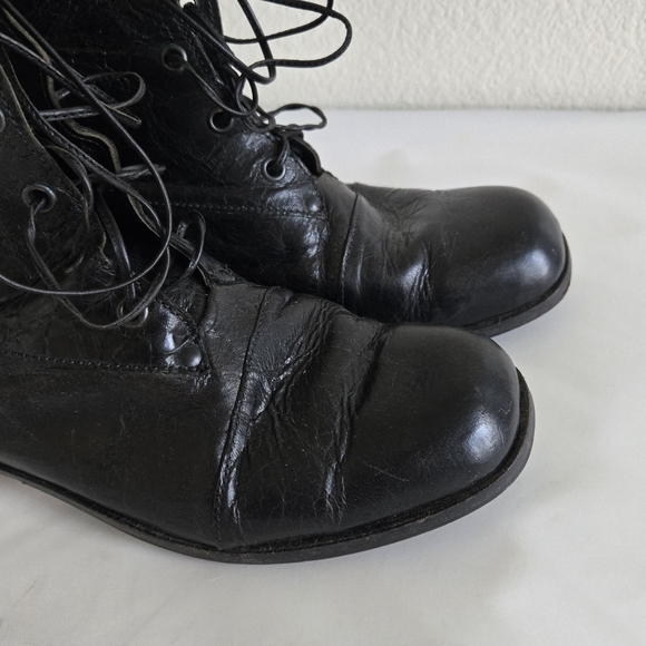 CYDWOQ Iota Black Crackled Leather Lace Up Boots Size 38 or US 8 - Picture 3 of 16